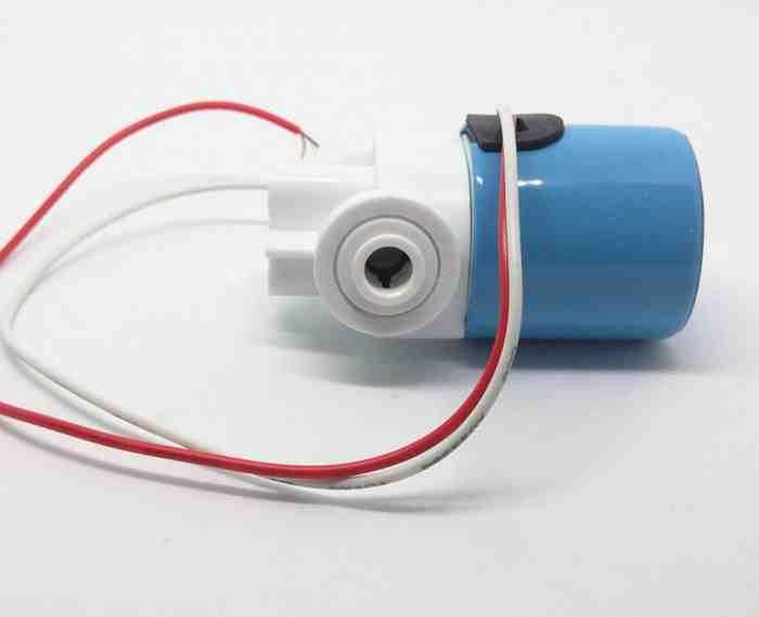 1/4-inch, 12v–24v solenoid valve (blue)